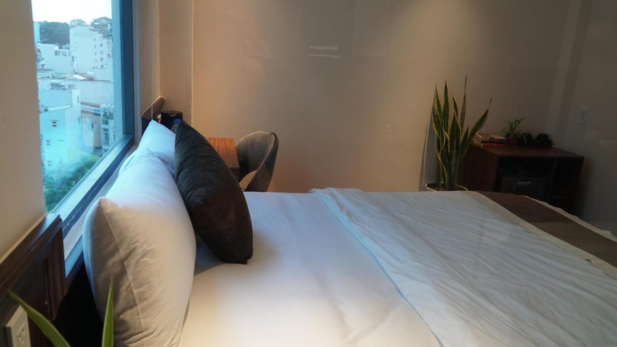 Bros Hotel Хошимин Экстерьер фото
